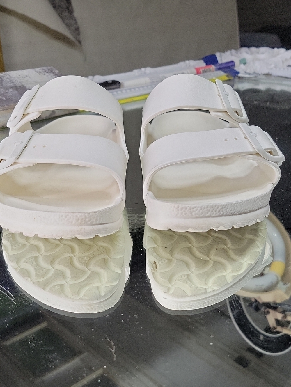 Womens 8.5 (39) Birkenstock Arizona EVA sandals In Great Condition. - Picture 6 of 6